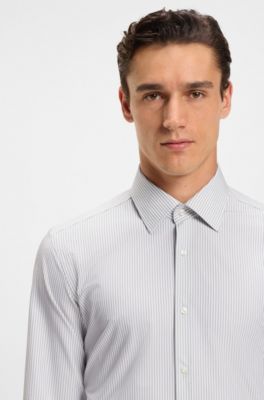 Camicia slim fit in tessuto elasticizzato ad alte prestazioni a righe, Marrone chiaro