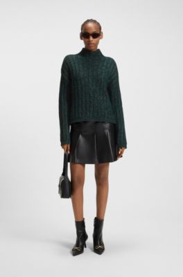 Knitted sweater with ribbed structure, Dark Green