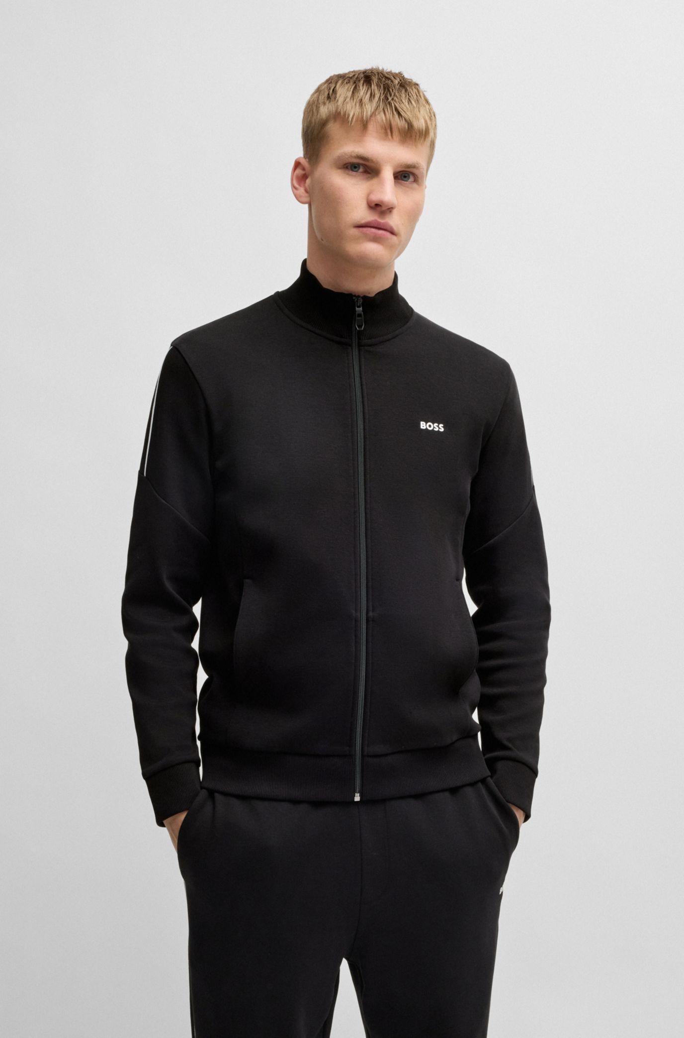 BOSS コットンジャージー トラックスーツ ロゴディテール BOSS - ロゴディテール付きインターロックコットンのトラック