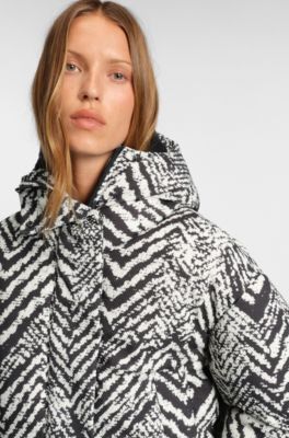 Water-repellent hooded jacket with herringbone print, Patterned