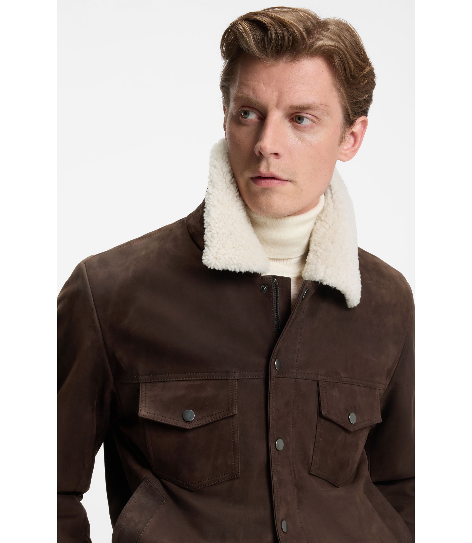 hbeu50550409_244_340?wid=1980&