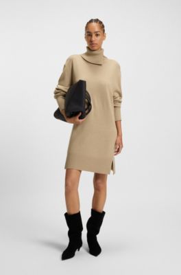 Robe&nbsp;pull en laine m&eacute;lang&eacute;e avec col roul&eacute; fendu, Beige