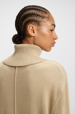 Vestido de punto con cuello vuelto con abertura en mezcla de lana, Beige