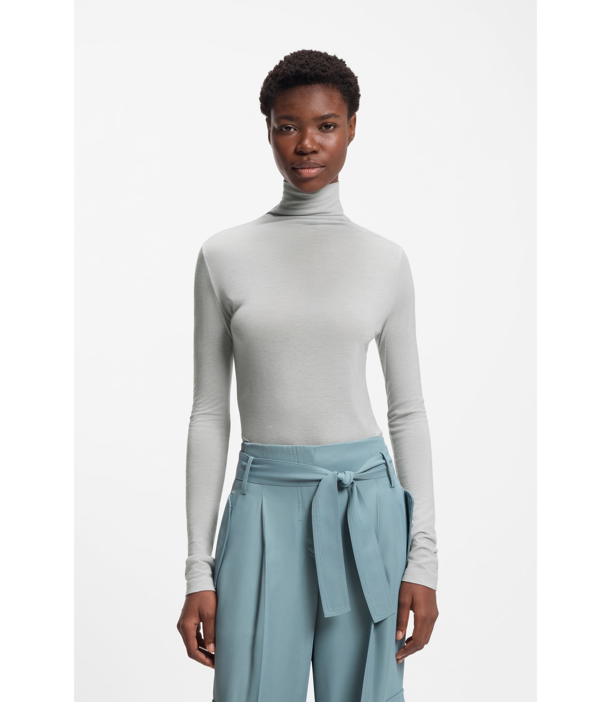 hbeu50550639_047_350?wid=1980&