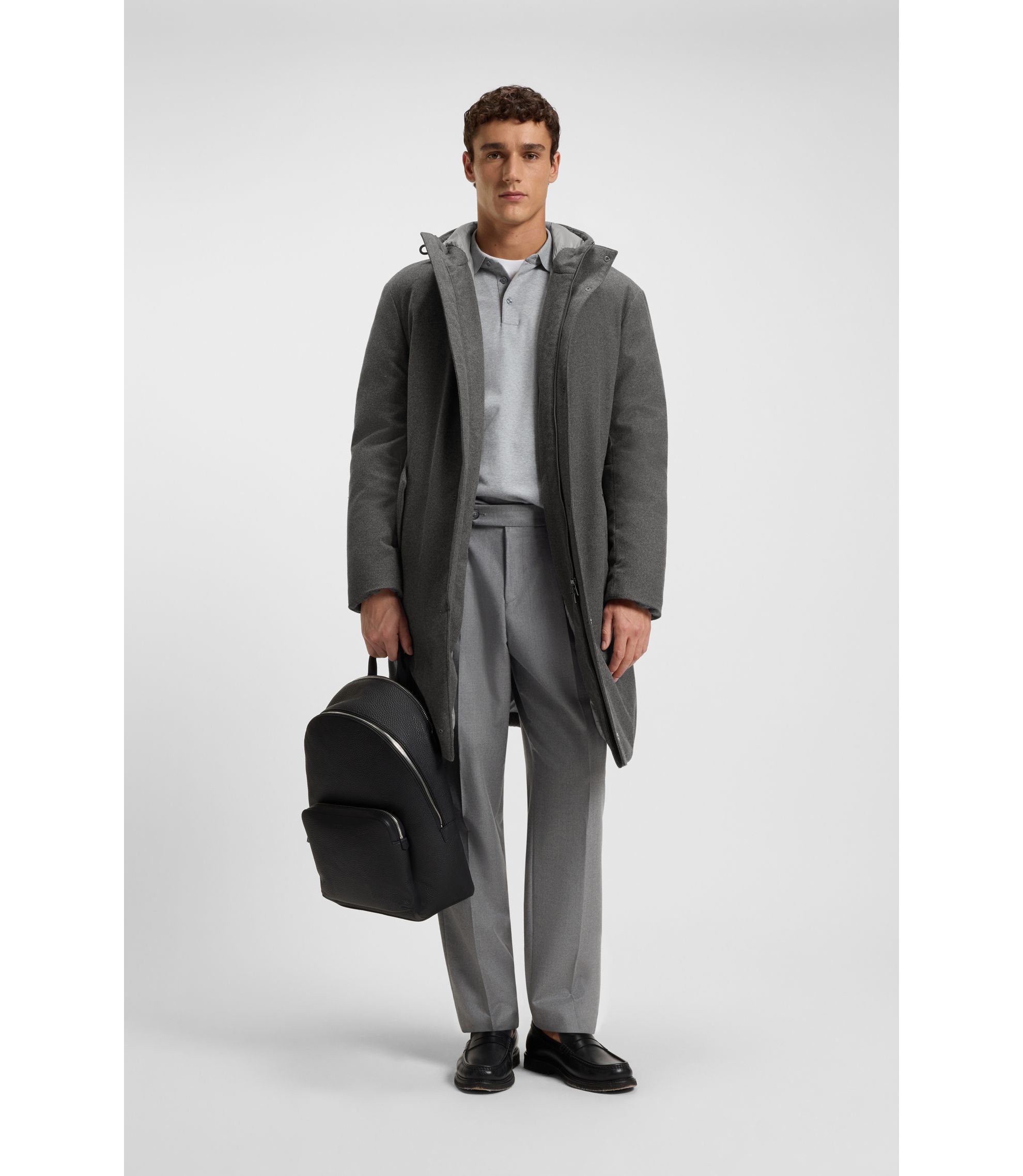 hbeu50550790_030_300?wid=1980&