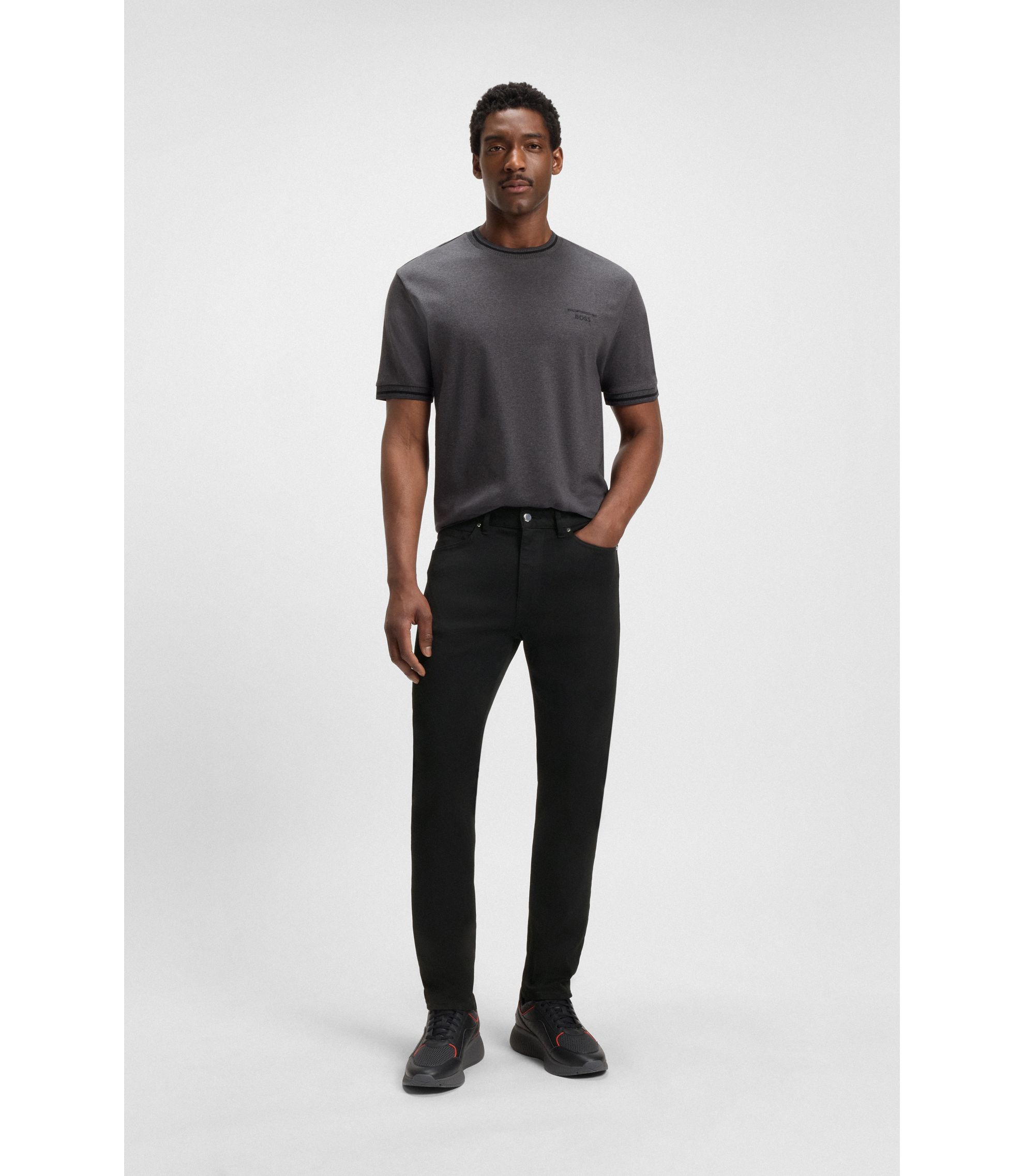 hbeu50550924_003_300?wid=1980&