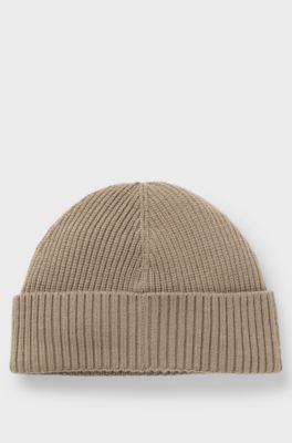 Fisherman-style beanie hat in a wool blend, Light Green