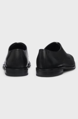 Italian-made Derby shoes in patterned leather, Black