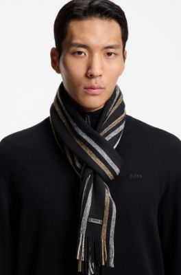 Raschel-knit scarf in virgin wool, Black