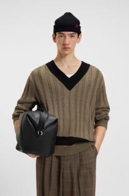 Ribbed wool-blend beanie hat with red logo label, Black