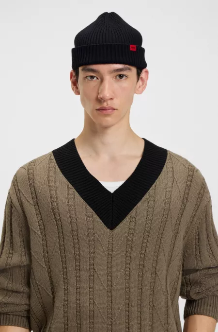 Ribbed wool-blend beanie hat with red logo label