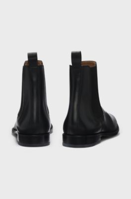 Beckham x BOSS Leather Chelsea boots with elasticated panels, Black
