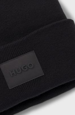 Cotton beanie hat with logo label, Black