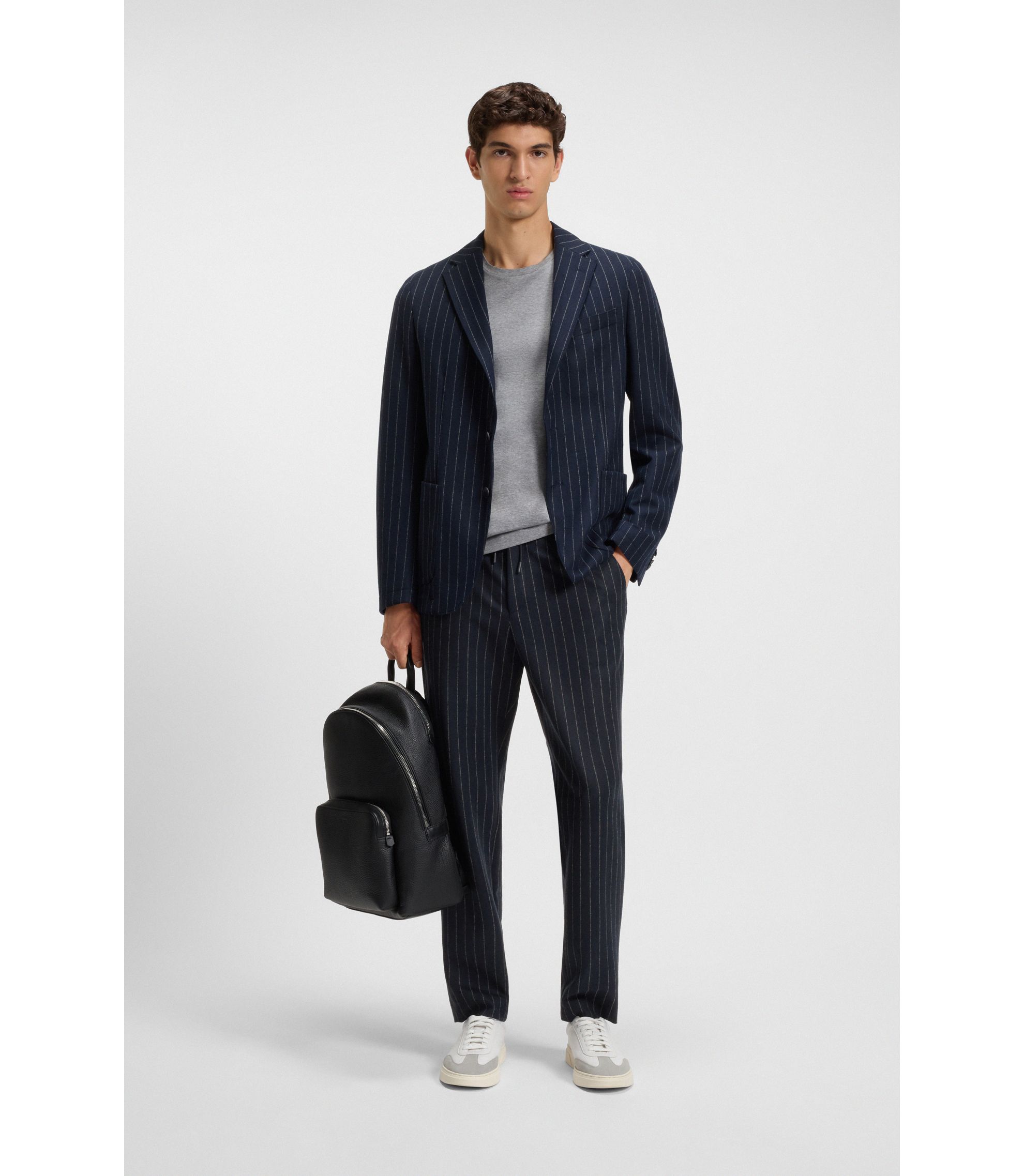 大谷　翔平　HUGO BOSS ヒューゴボス ブルー モノグラム 今話題の大谷翔平さんが着てるブランドHUGO BOSSのジャケットです