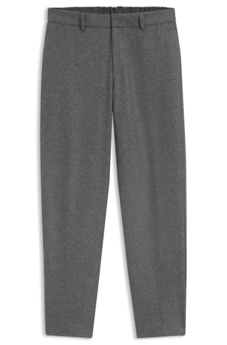 Formal trousers in performance flannel