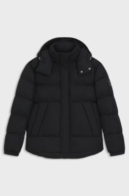 Wasserabweisende Jacke mit Logo-Aufn&auml;her, Schwarz