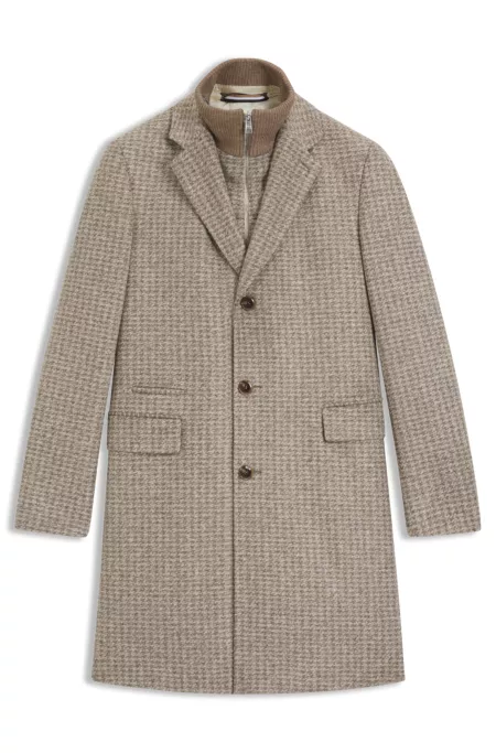 Slim-fit coat with detachable inner