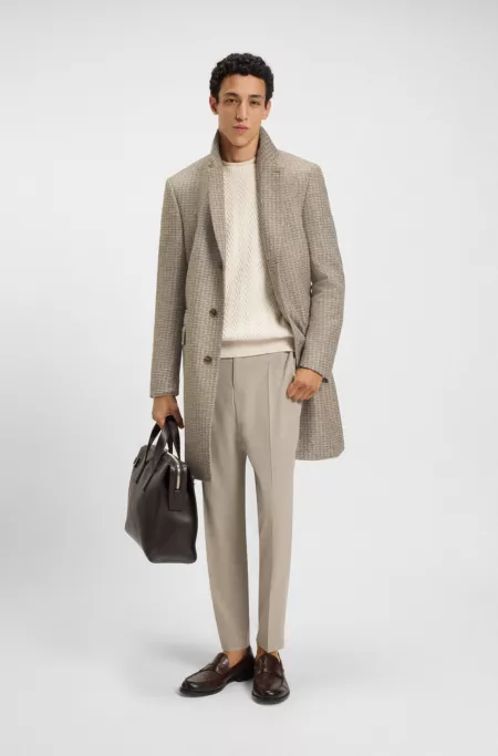 Slim-fit coat with detachable inner