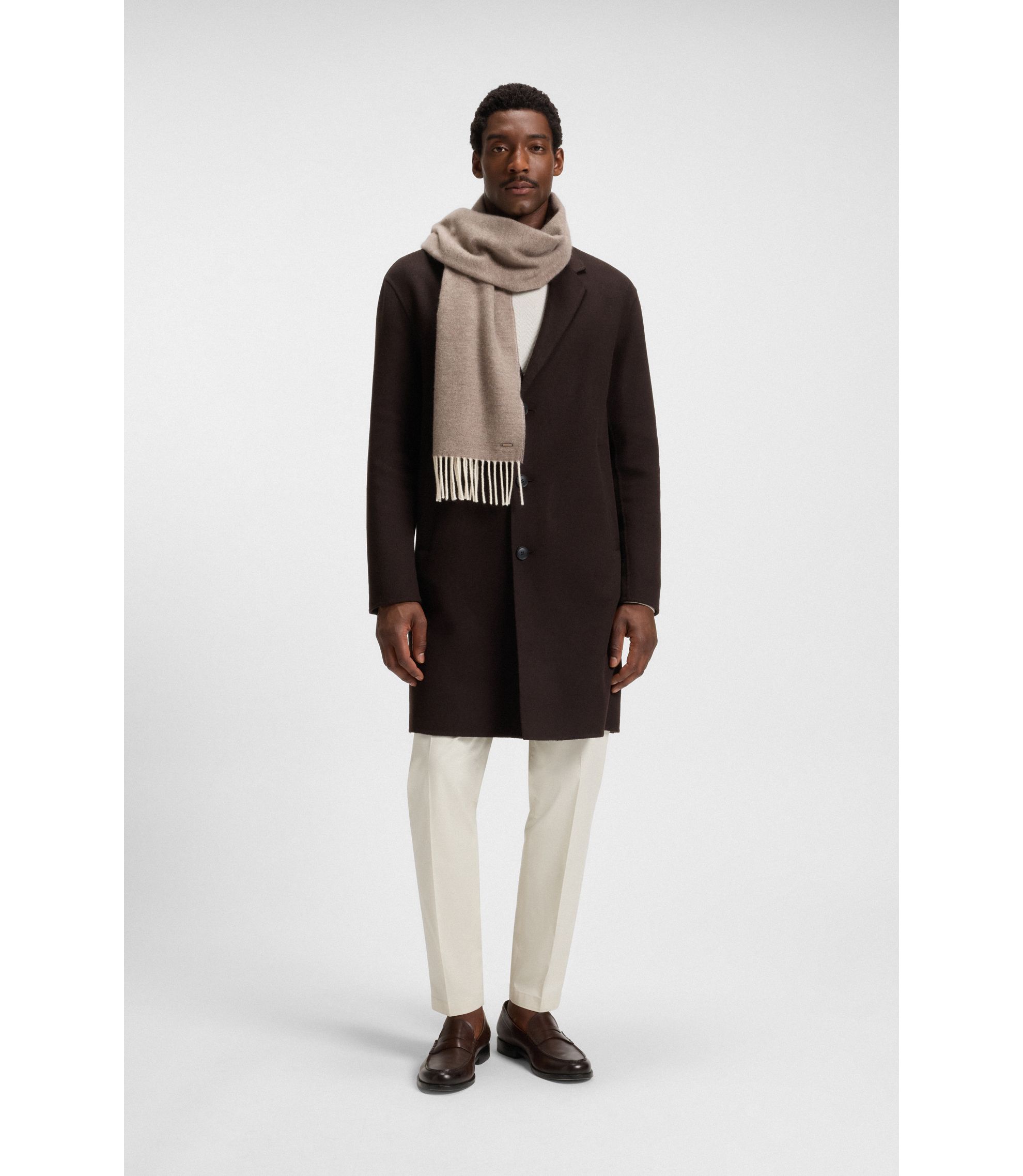 hbeu50551679_289_300?wid=1980&