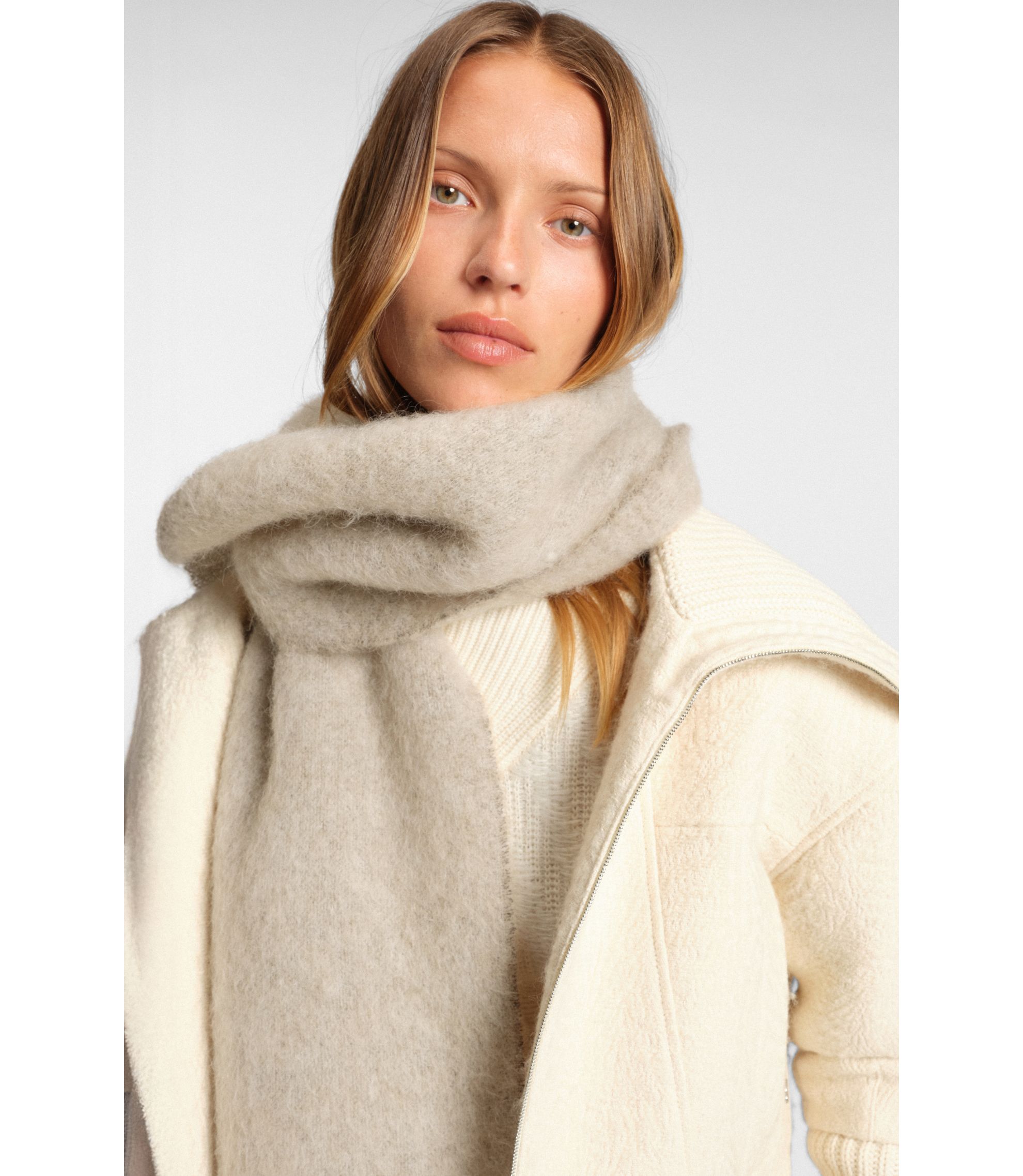 BOSS Sciarpa con frange realizzata in Italia in lana e alpaca