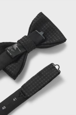 Jacquard-pattern bow tie in a silk blend, Black