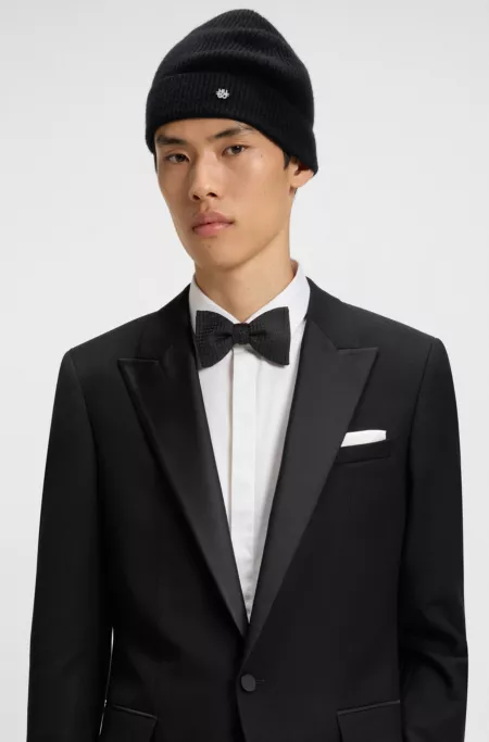 Cashmere beanie hat with logo trim