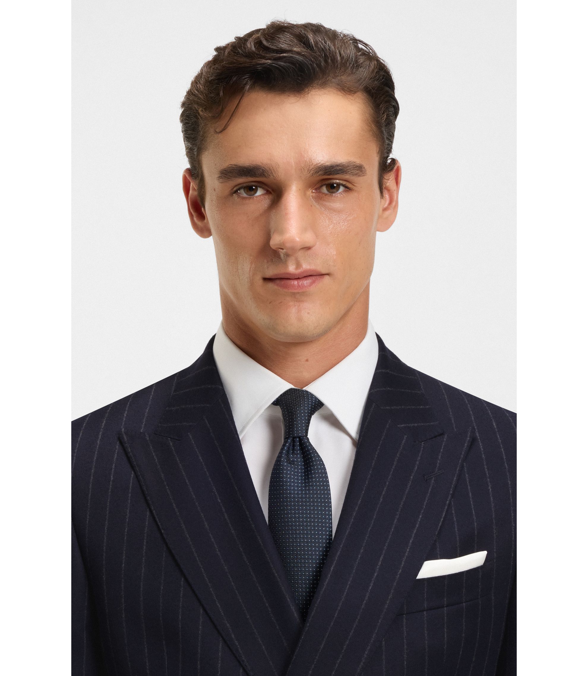 hbeu50551756_404_340?wid=1980&