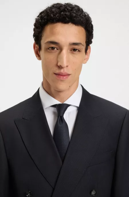 Two-piece slim-fit suit in pinstripe virgin wool