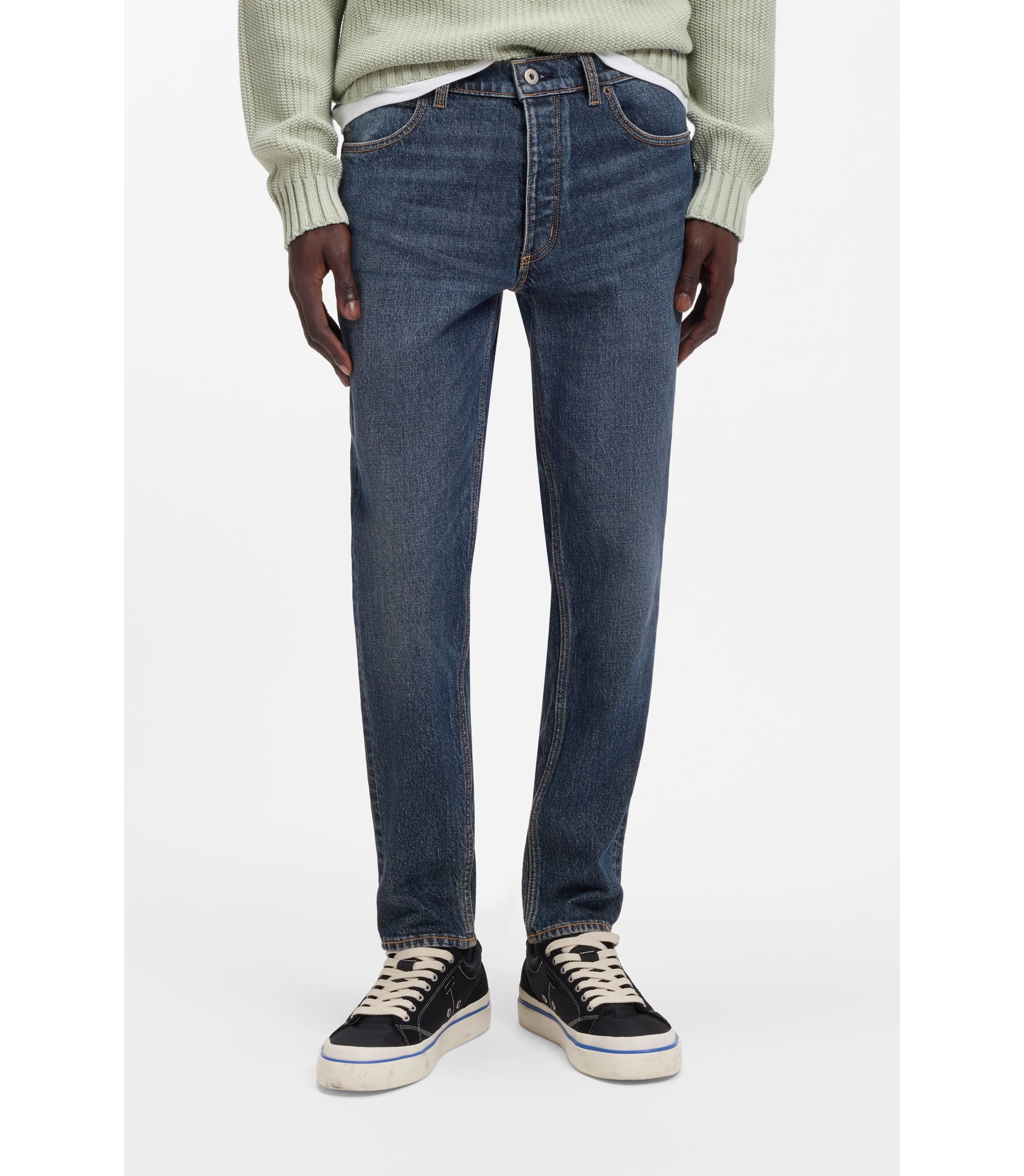 Blaue Tapered-Fit Jeans aus Stretch-Denim