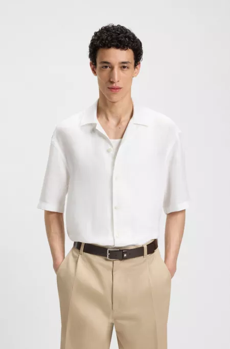 Relaxed-fit shirt in linen