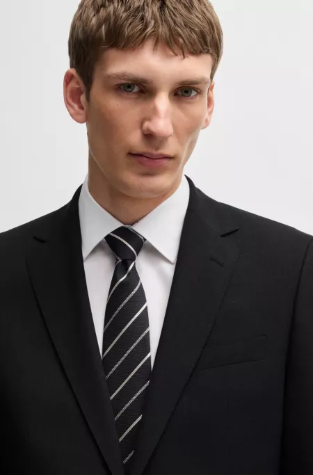 Regular-fit suit in stretch virgin wool