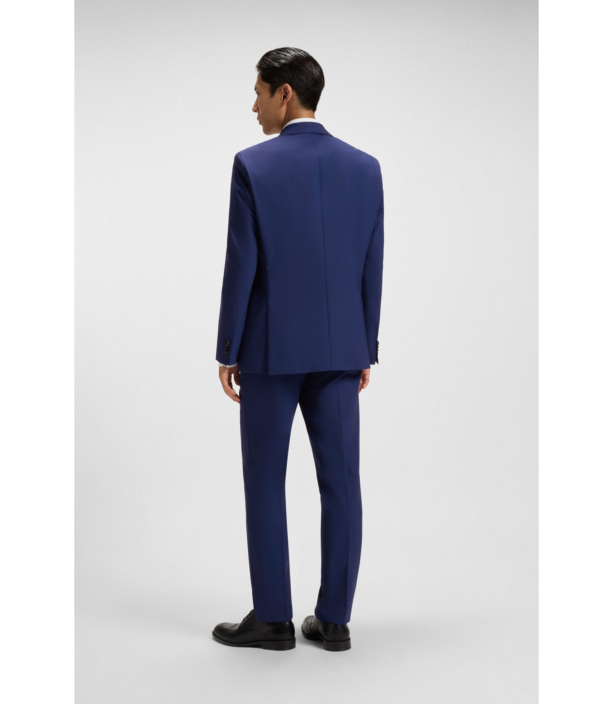 HUGO BOSS 鮮やかロイヤルブルー　スーツ HUGO BOSS 鮮やかロイヤルブルー スーツ ブルー（青）系 Hugo