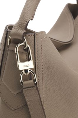 Grained-leather shoulder bag with gold-tone logo, Light Brown