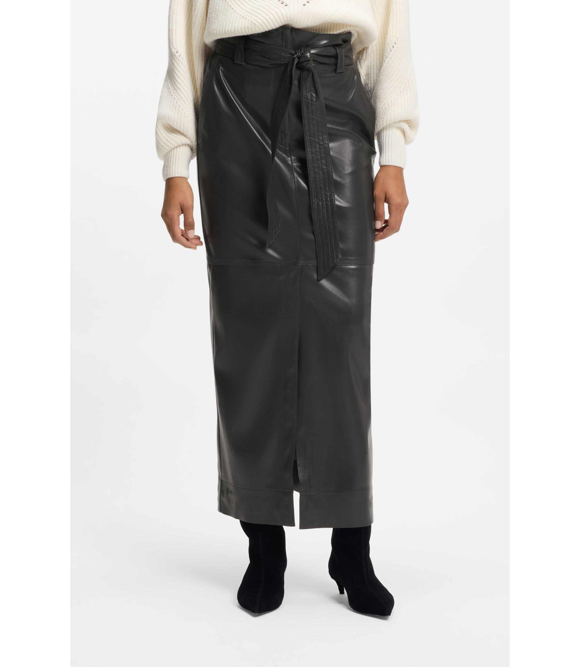 Bleistiftrock aus Kunstleder in langer Länge mit Bindegürtel