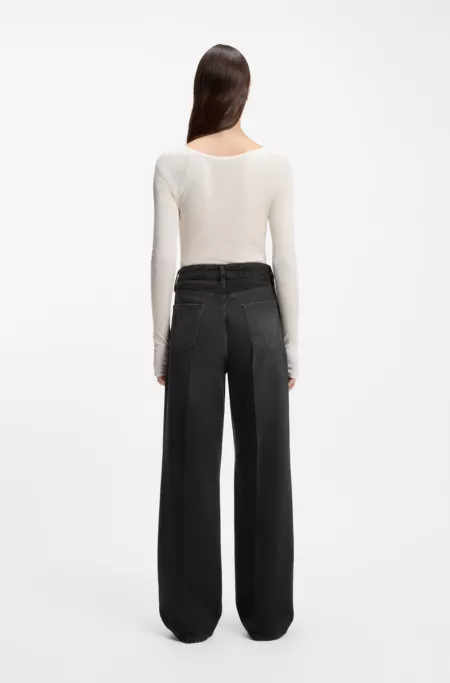 Boyfriend-fit jeans in grey rigid denim