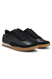 Sneakers aus Leder und Veloursleder, Schwarz