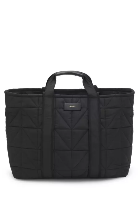 Quilted tote bag with logo patch