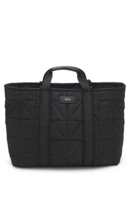 Quilted tote bag with logo patch 1