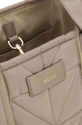 Quilted tote bag with logo patch, Light Brown