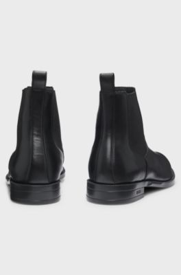 Leather Chelsea boot with heel logo, Black