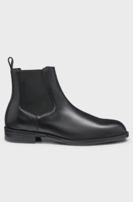 Classic Chelsea boots in brushed leather, Black