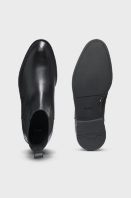Classic Chelsea boots in brushed leather, Black
