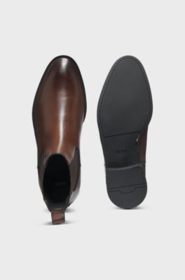 Classic Chelsea boots in brushed leather, Dark Brown