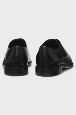 Oxford shoes in leather with heel logo, Black