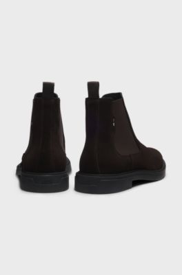 Chelsea boots i mocka med signaturs&ouml;mmar, M&ouml;rkbrun