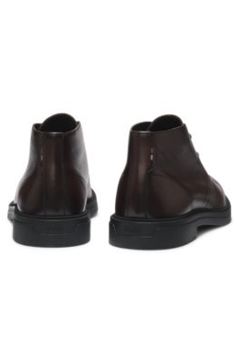 Leather desert boots with signature stripe, Dark Brown