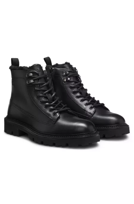 Leather half boots with faux-fur lining