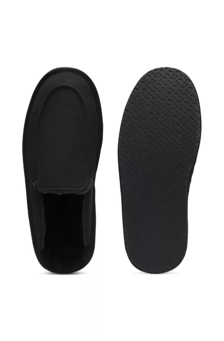 Microfibre slippers with rubber sole