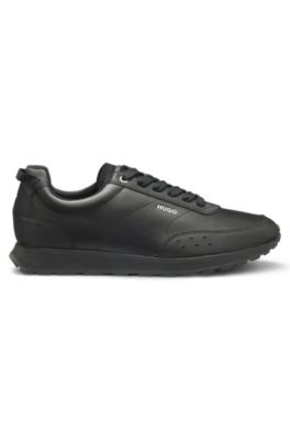 Sneakers stile runner in similpelle con dettagli lavorati, Nero