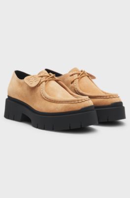 Derby shoes in suede with removable logo tag, Light Brown